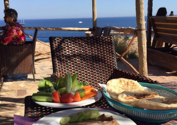 Cafes and Distinctive places on the sea