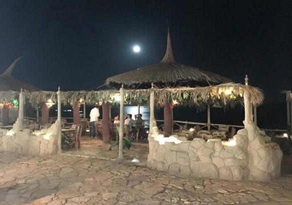 Cafes and Distinctive places on the sea