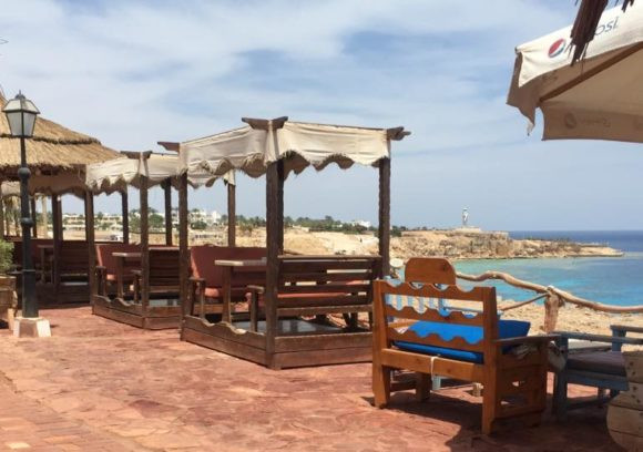 Cafes and Distinctive places on the sea